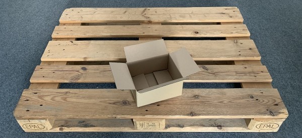 215x165x115 mm - 2400 einwellige Faltkartons